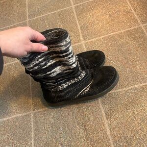 Toms Black and Gray Ankle Boots